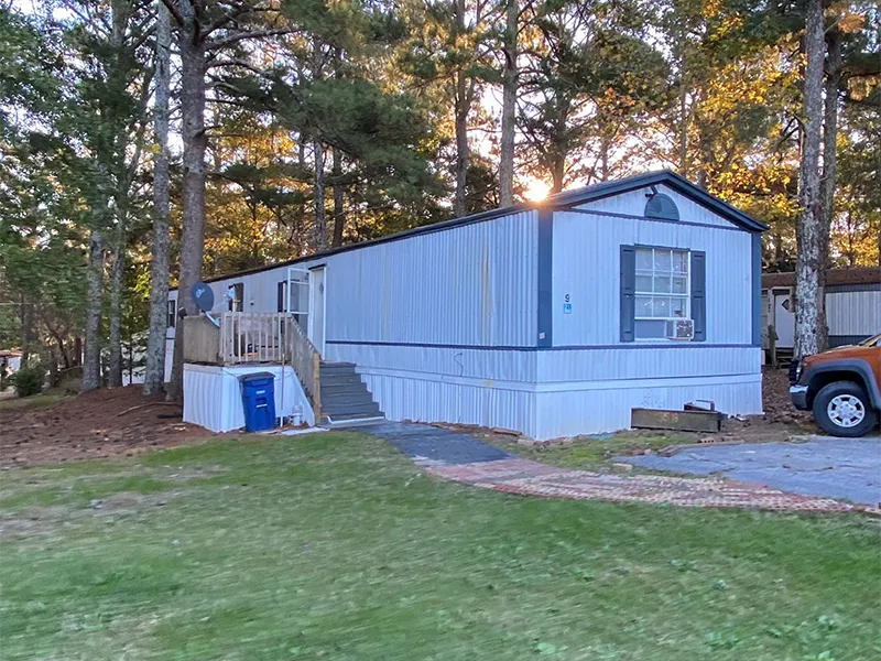 Pinebrook Mobile Home Park - Douglasville, GA