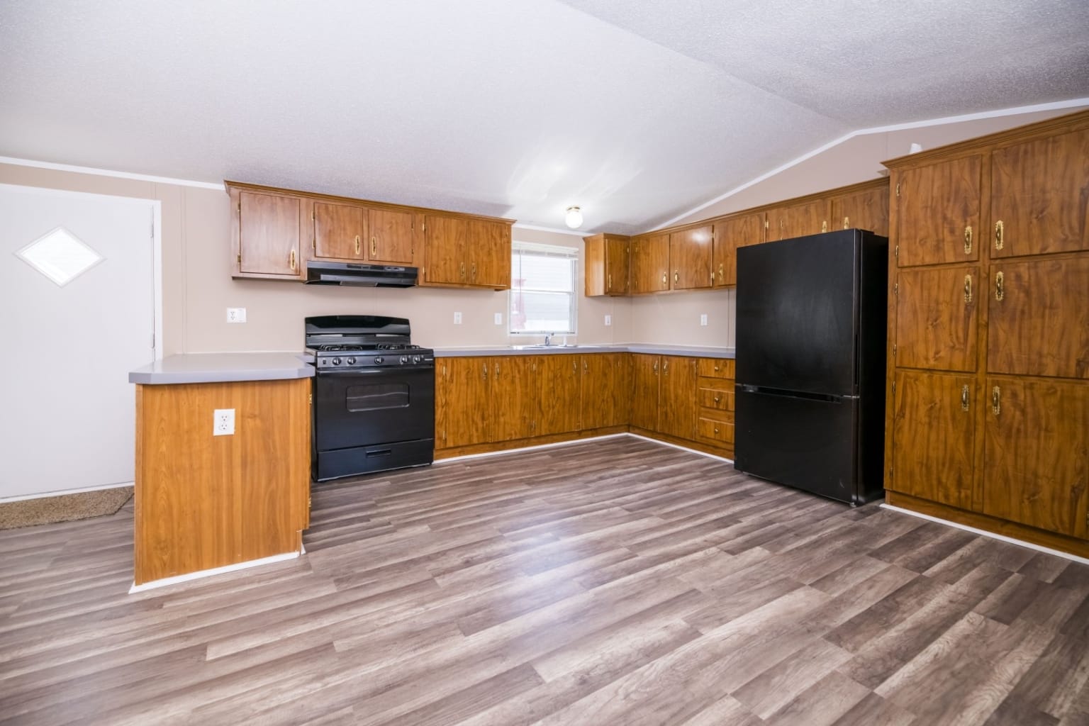 147 Creekwood 0064