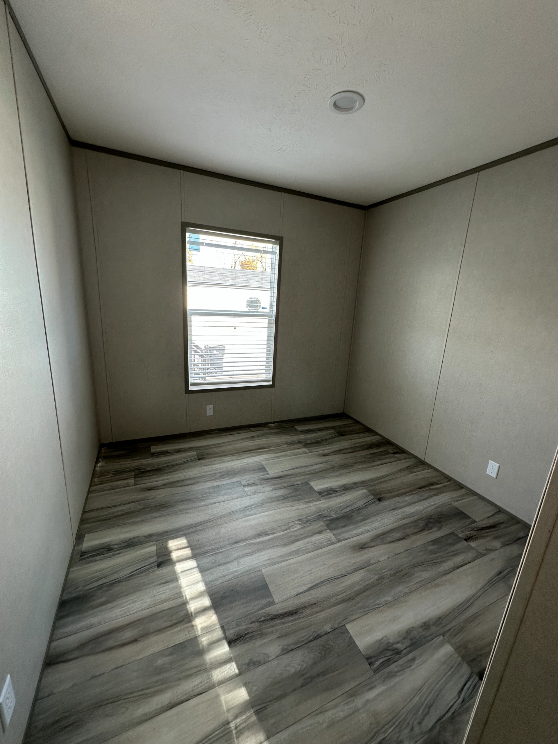 3&2 New Single Wide Lot 204 – Columbia, MO (3)