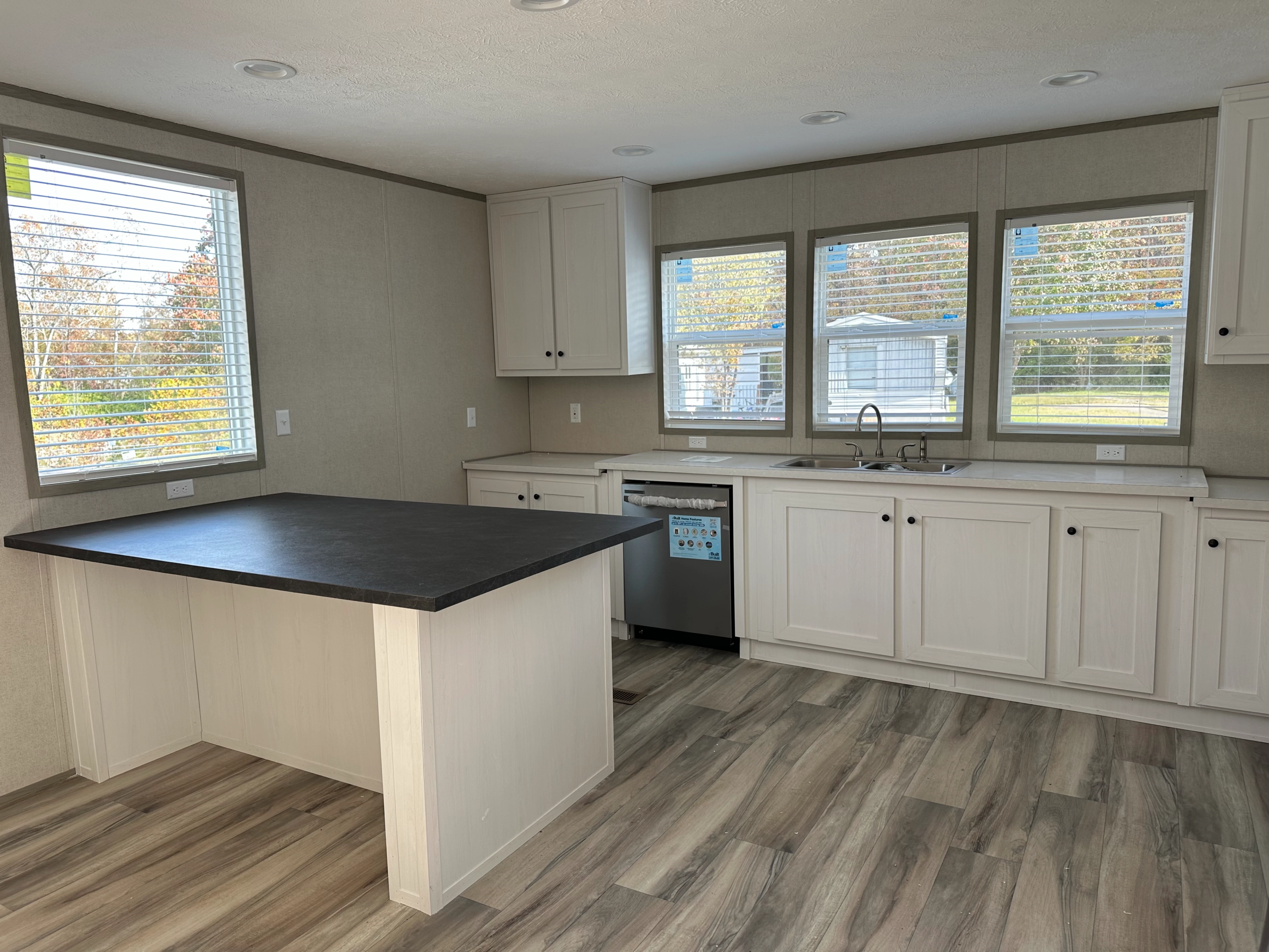 3&2 New Single Wide Lot 204 – Columbia, MO (4)