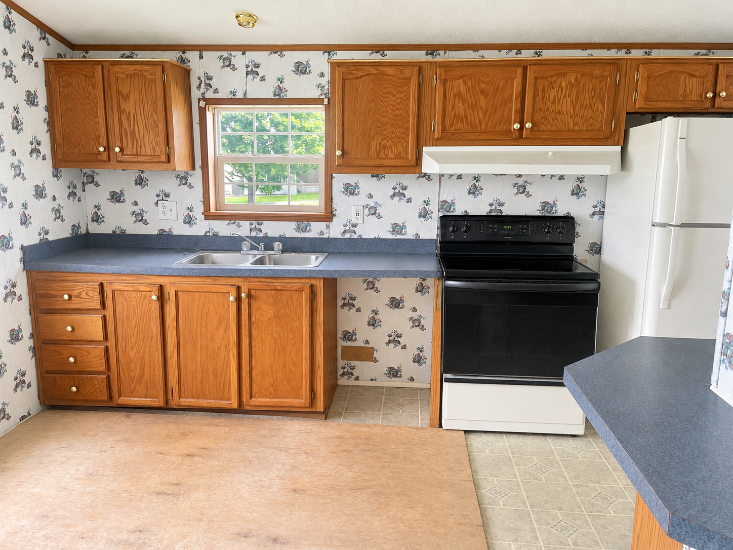 Lot 44 Indoor JC Mobile Home Ct