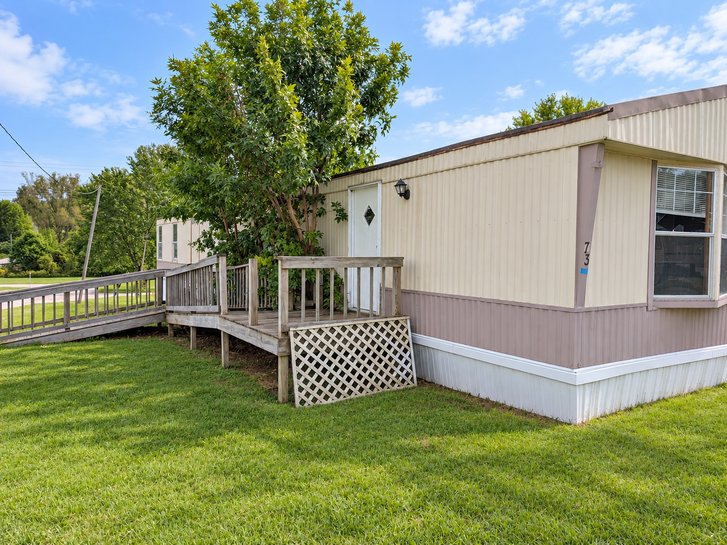 Lot 73 outdoor side Lot 73 outdoor2