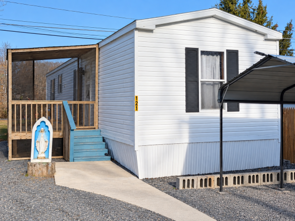 Summit Village, Lot 72A